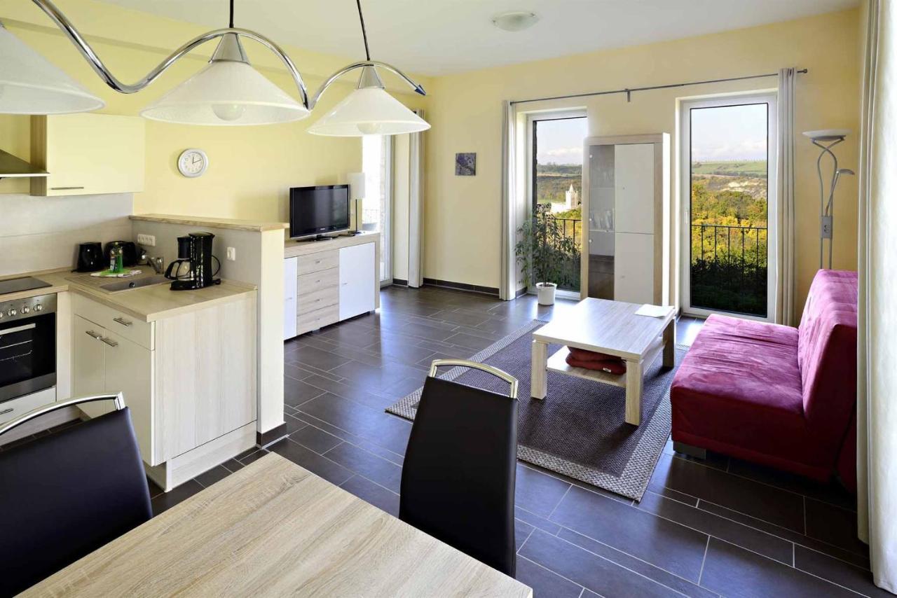 Hotel Und Restaurant Rittergut Kreipitzsch เนาม์บวร์ก ภายนอก รูปภาพ
