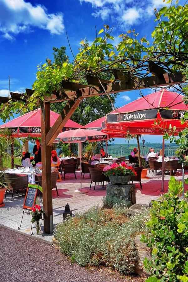 Hotel Und Restaurant Rittergut Kreipitzsch เนาม์บวร์ก ภายนอก รูปภาพ