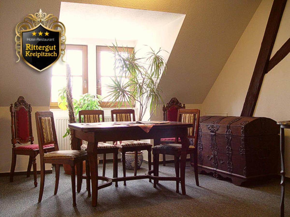 Hotel Und Restaurant Rittergut Kreipitzsch เนาม์บวร์ก ภายนอก รูปภาพ
